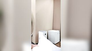 【曾经平台第一骚女】约大屌炮友过来操逼，深喉舔屌口活一流，抬腿站立侧入，一直要小哥干猛点，上位骑乘打桩机