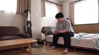 ADN-726 “我会让你一直等到里约说她想放进去为止。”我戏弄着这个瞧不起我的女人，直到她求我放进去，我让她颤抖着达到了高潮 #栗山莉緒 #栗山莉绪