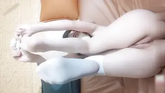 极品网红福利姬『Naimi奶咪』抖音卡点裸舞+野外露出+喝尿学狗狗奴各种花活合集