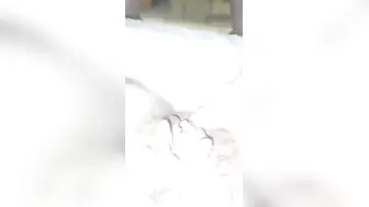 和大奶嫂子乱伦，让嫂子尝尝我的肉棒