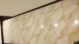 乱伦偷情，姐姐不在家，姐夫竟然用钱勾引小姨子做爱