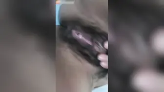 真实家庭乱伦 儿子鸡巴养妈妈用嘴帮忙