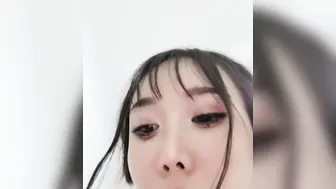 极品粉嫩萝莉 反差萝莉裸体自拍发骚4