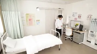 JUR-541 [中文字幕]班长的专属秘密 负责风纪的加奈老师的里人格 放学后与超严肃女教师的校内露出狂欢 -日下部加奈